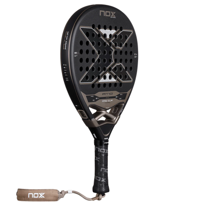 Pala de Pádel Nox AT10 Pro Cup Hard 2026