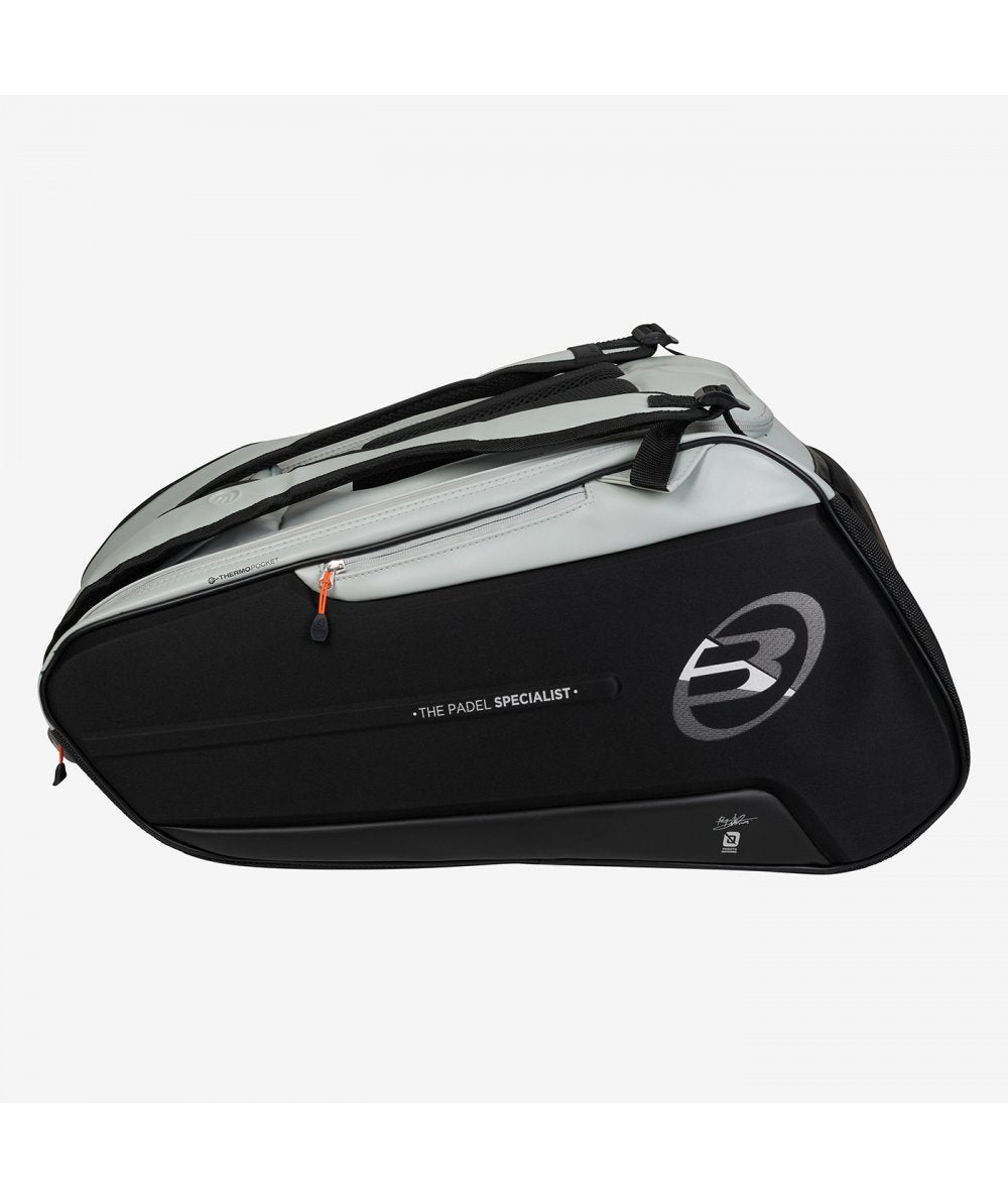 Paletero de pádel Bullpadel Hack 085 Gris Verdoso Paquito Navarro